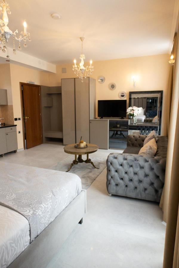 All Elevens 11 Apartments บิโตลา ภายนอก รูปภาพ